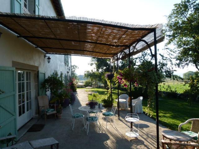 Au Bon Gre D'Hugoline Bed & Breakfast Blanzac  Exterior foto