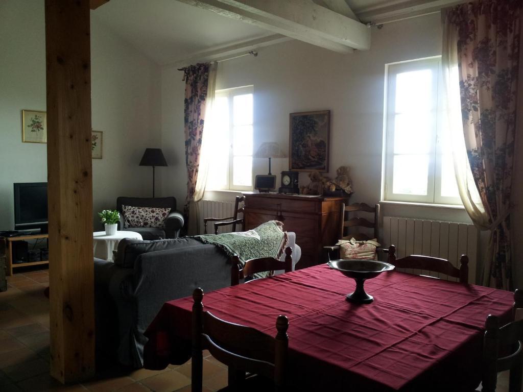 Au Bon Gre D'Hugoline Bed & Breakfast Blanzac  Exterior foto