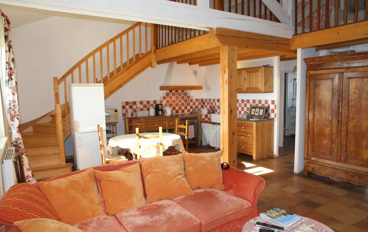 Au Bon Gre D'Hugoline Bed & Breakfast Blanzac  Exterior foto